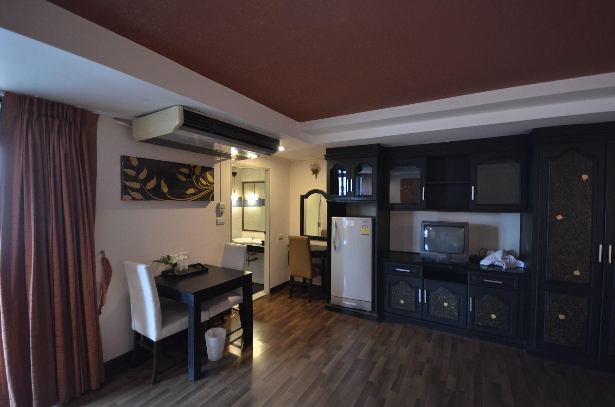 The Heritage Sathorn Suite Hotel Banguecoque Exterior foto