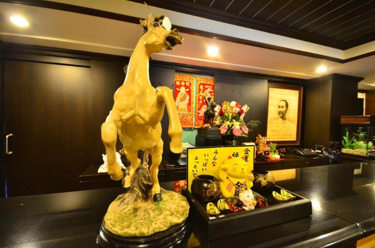 The Heritage Sathorn Suite Hotel Banguecoque Exterior foto