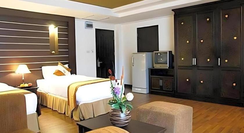 The Heritage Sathorn Suite Hotel Banguecoque Exterior foto